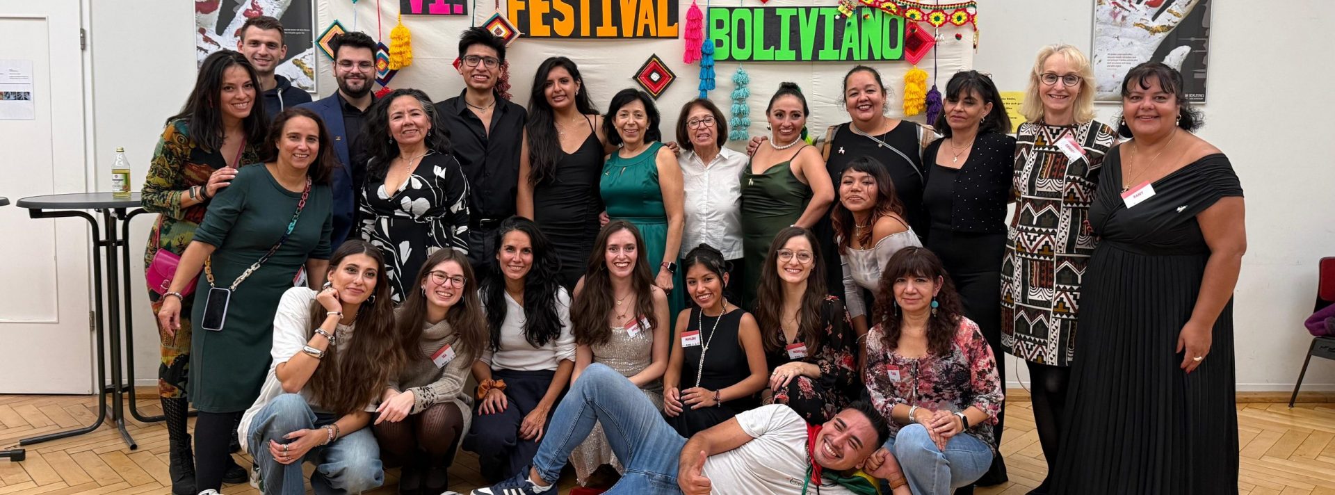 VI. FESTIVAL DE DANZAS BOLIVIANAS